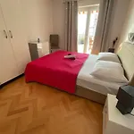 Renata *