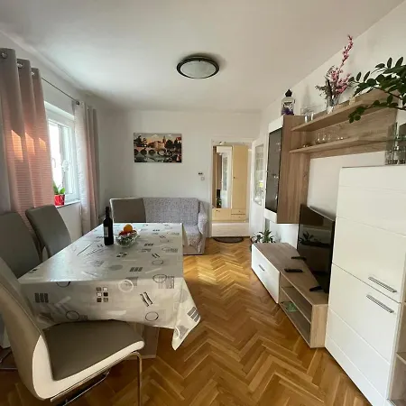 Renata Διαμέρισμα Crikvenica
